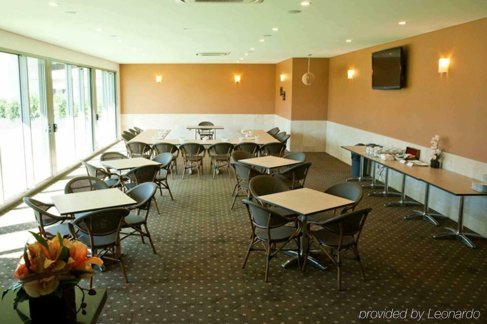 Darwin City Edge Motel & Suites Restaurant foto